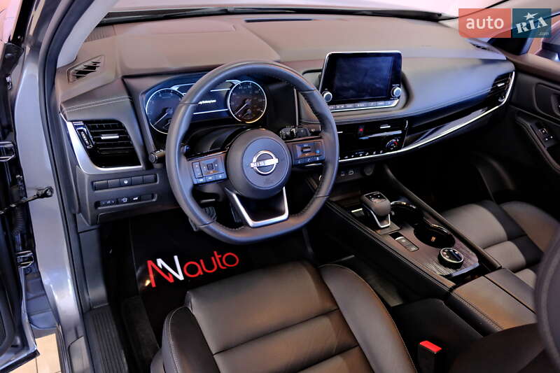 Внедорожник / Кроссовер Nissan Rogue 2023 в Одессе