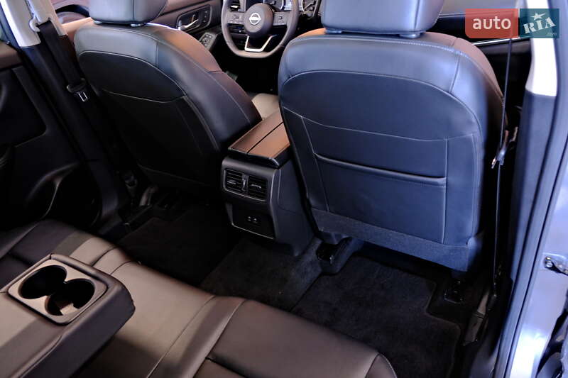 Внедорожник / Кроссовер Nissan Rogue 2023 в Одессе