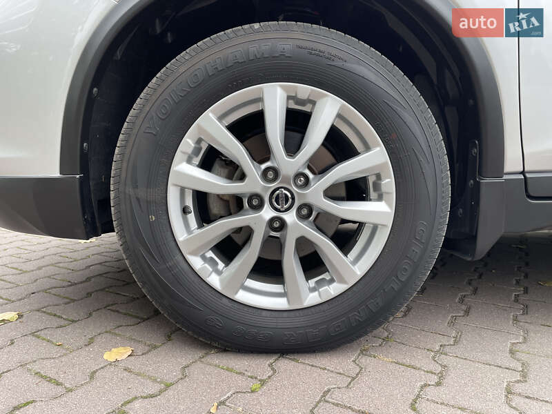 Позашляховик / Кросовер Nissan Rogue 2018 в Миргороді