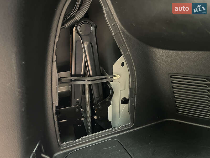 Позашляховик / Кросовер Nissan Rogue 2018 в Миргороді