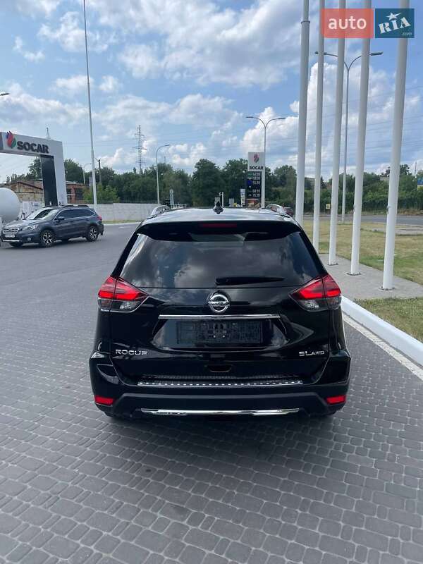 Внедорожник / Кроссовер Nissan Rogue 2019 в Днепре