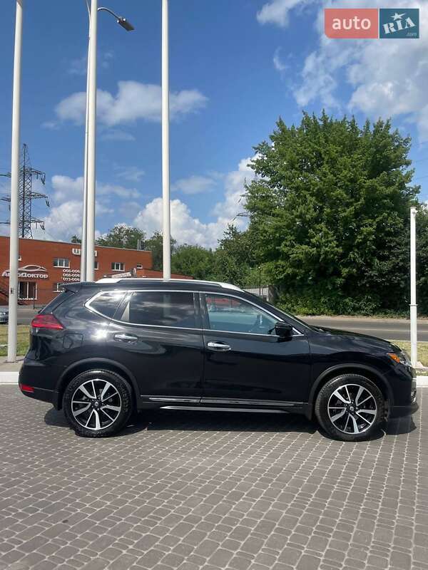 Внедорожник / Кроссовер Nissan Rogue 2019 в Днепре