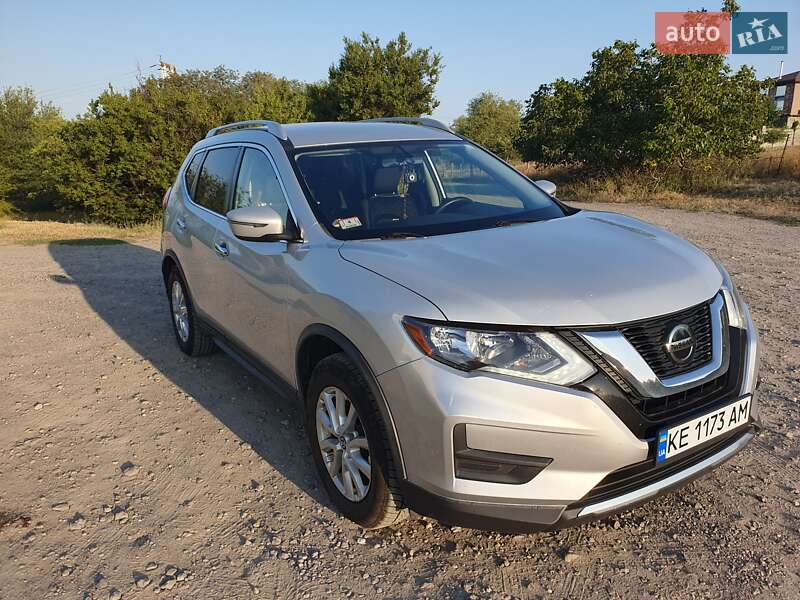 Внедорожник / Кроссовер Nissan Rogue 2018 в Днепре фото 2 Внедорожник / Кроссовер Nissan Rogue 2018 в Днепре