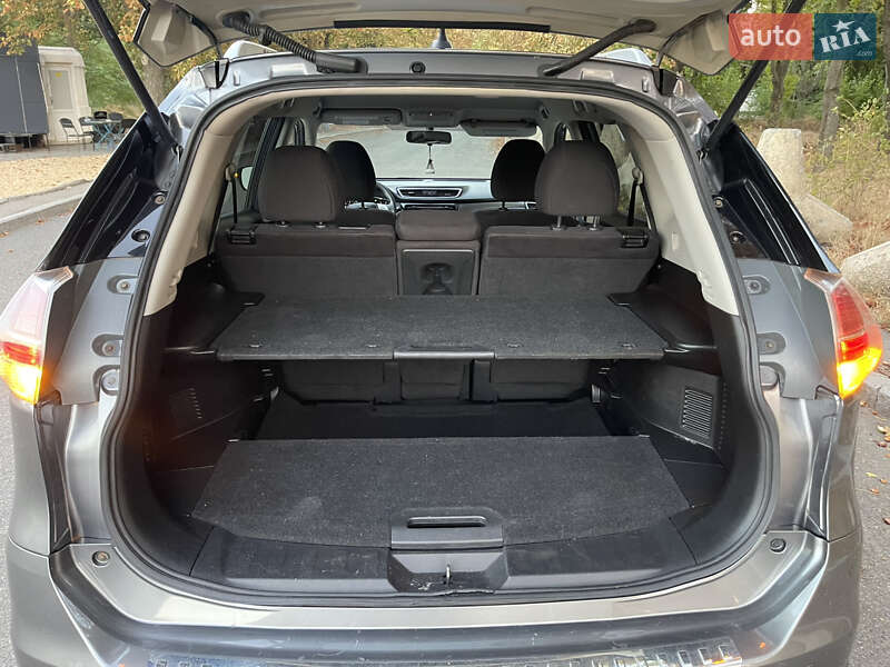 Внедорожник / Кроссовер Nissan Rogue 2015 в Одессе