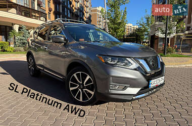 Позашляховик / Кросовер Nissan Rogue 2017 в Києві