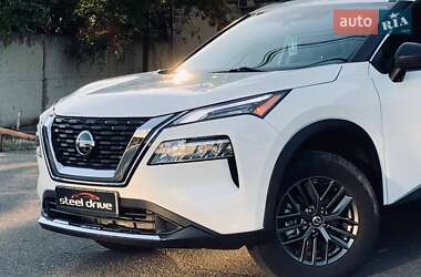 Внедорожник / Кроссовер Nissan Rogue 2021 в 
