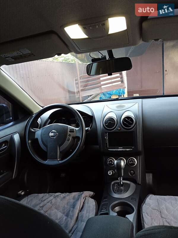 Внедорожник / Кроссовер Nissan Rogue 2012 в Стрые