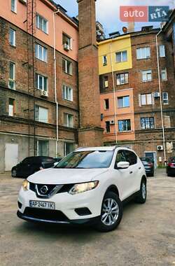 Внедорожник / Кроссовер Nissan Rogue 2015 в Запорожье
