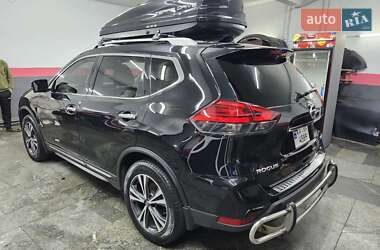 Внедорожник / Кроссовер Nissan Rogue 2016 в Киеве