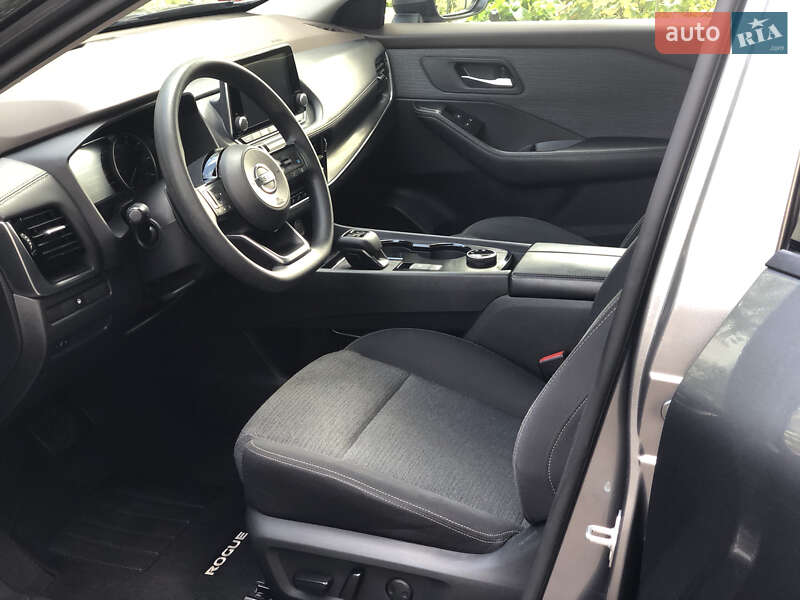 Внедорожник / Кроссовер Nissan Rogue 2021 в Кременчуге