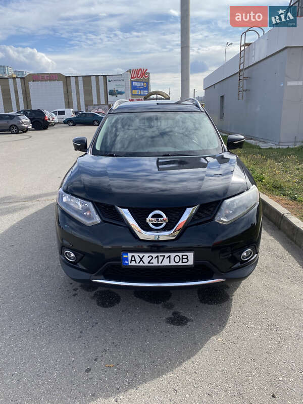 Nissan Rogue 2015