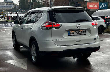 Внедорожник / Кроссовер Nissan Rogue 2014 в 