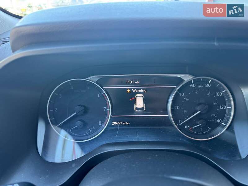 Позашляховик / Кросовер Nissan Rogue 2020 в Львові