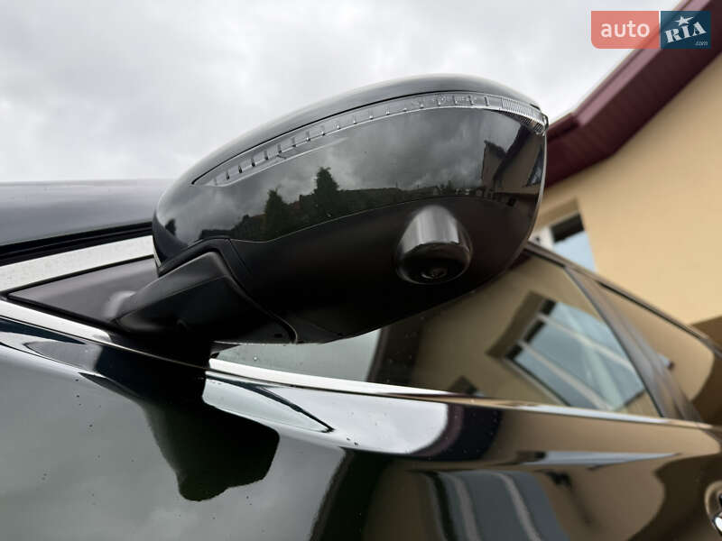 Внедорожник / Кроссовер Nissan Rogue 2018 в Яворове