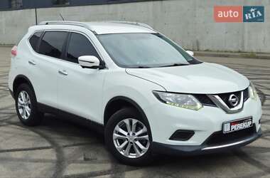 Внедорожник / Кроссовер Nissan Rogue 2016 в Киеве