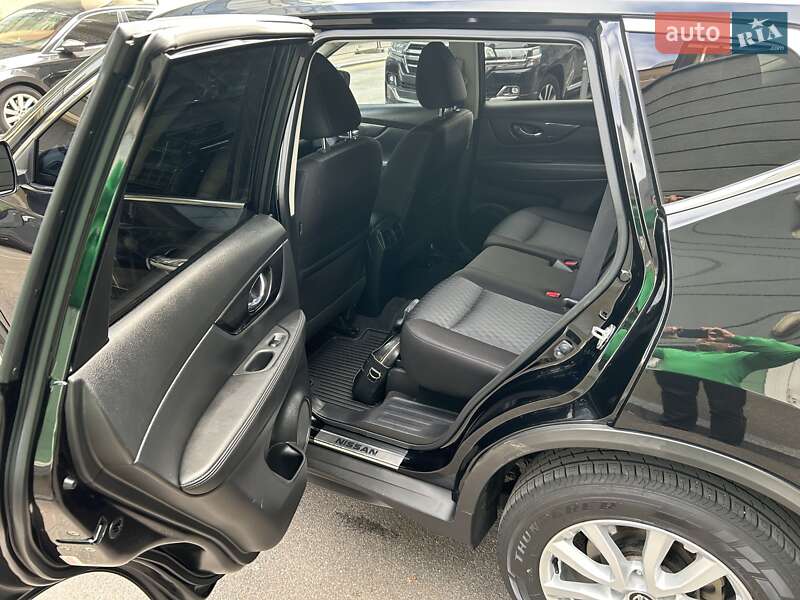 Внедорожник / Кроссовер Nissan Rogue 2017 в Шепетовке фото 11 Внедорожник / Кроссовер Nissan Rogue 2017 в Шепетовке