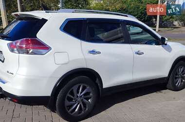 Внедорожник / Кроссовер Nissan Rogue 2015 в 