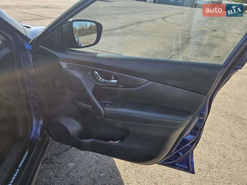 Внедорожник / Кроссовер Nissan Rogue 2018 в Ужгороде