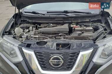 Внедорожник / Кроссовер Nissan Rogue 2019 в 