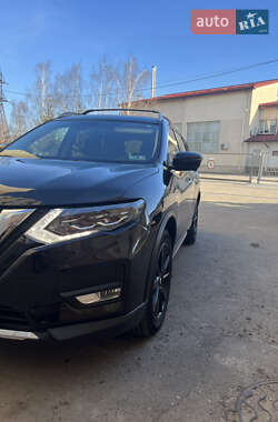 Внедорожник / Кроссовер Nissan Rogue 2020 в 