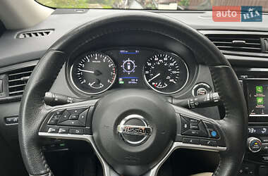 Внедорожник / Кроссовер Nissan Rogue 2020 в 
