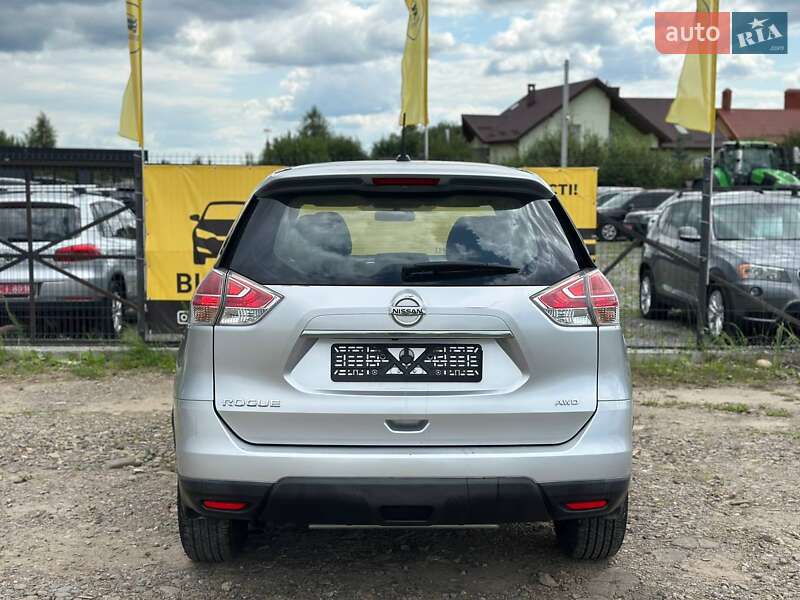 Внедорожник / Кроссовер Nissan Rogue 2015 в Львове