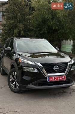 Внедорожник / Кроссовер Nissan Rogue 2023 в Дубно