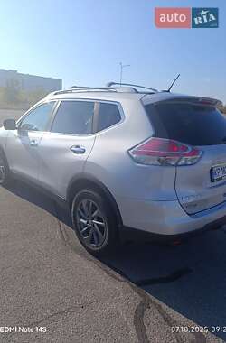 Внедорожник / Кроссовер Nissan Rogue 2015 в  фото 4 Внедорожник / Кроссовер Nissan Rogue 2015 в