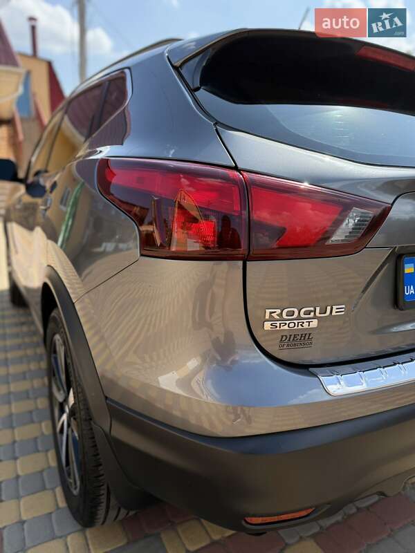 Позашляховик / Кросовер Nissan Rogue 2018 в Києві