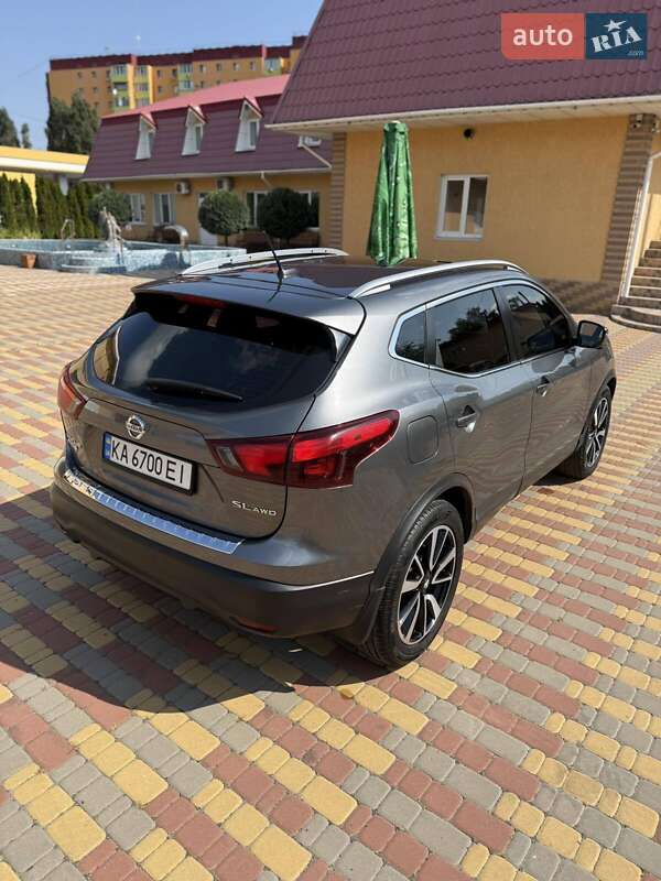 Позашляховик / Кросовер Nissan Rogue 2018 в Києві