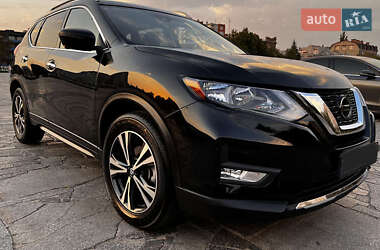 Внедорожник / Кроссовер Nissan Rogue 2020 в Киеве