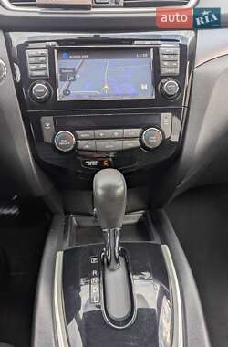 Позашляховик / Кросовер Nissan Rogue 2016 в Харкові