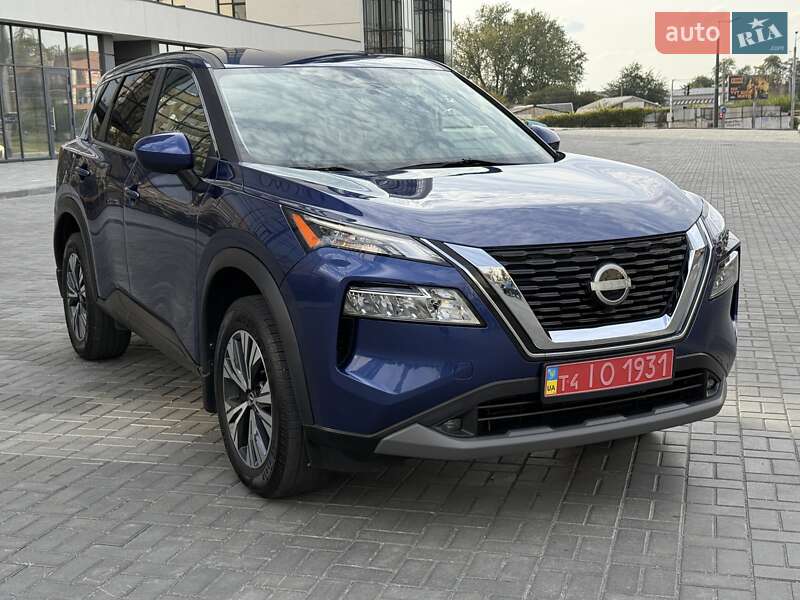 Позашляховик / Кросовер Nissan Rogue 2023 в Дніпрі