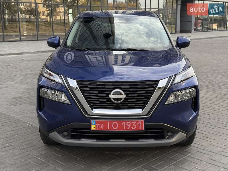 Позашляховик / Кросовер Nissan Rogue 2023 в Дніпрі