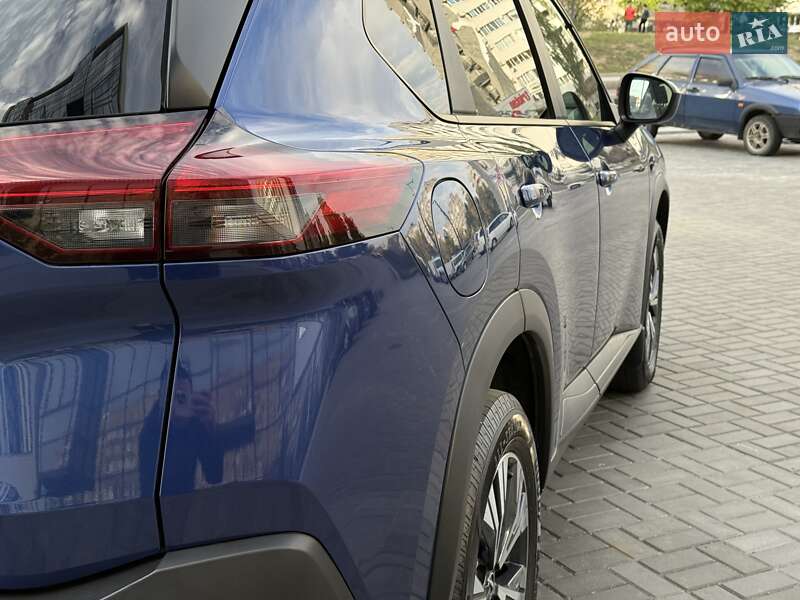 Позашляховик / Кросовер Nissan Rogue 2023 в Дніпрі