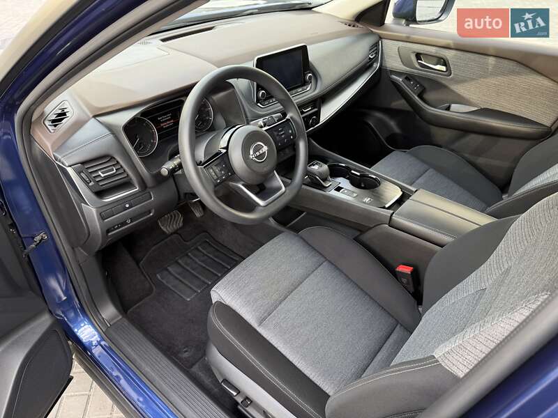 Позашляховик / Кросовер Nissan Rogue 2023 в Дніпрі