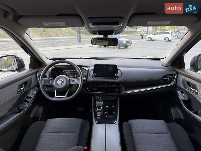 Позашляховик / Кросовер Nissan Rogue 2023 в Дніпрі