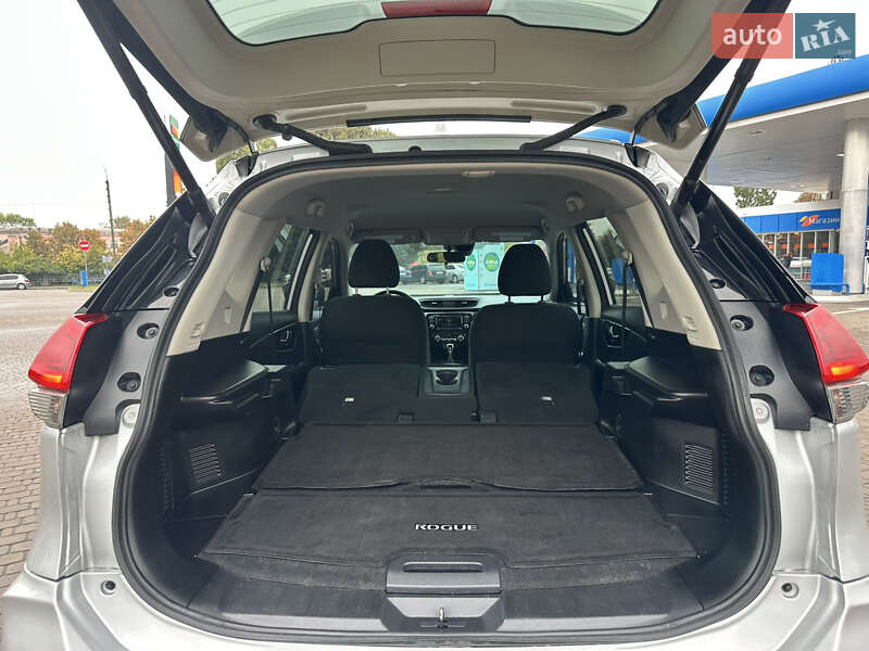 Позашляховик / Кросовер Nissan Rogue 2020 в Києві фото 40 Позашляховик / Кросовер Nissan Rogue 2020 в Києві