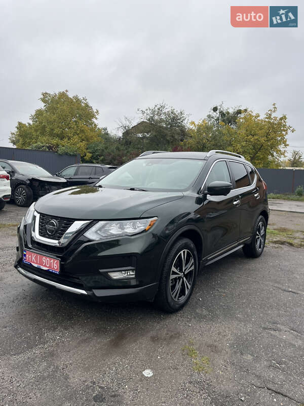 Внедорожник / Кроссовер Nissan Rogue 2018 в Виннице