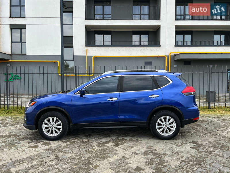 Позашляховик / Кросовер Nissan Rogue 2017 в Черкасах