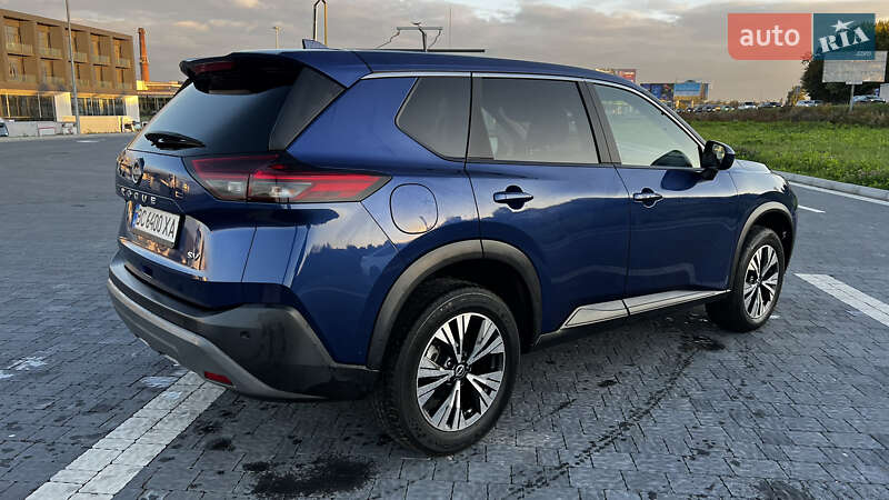 Позашляховик / Кросовер Nissan Rogue 2023 в Львові