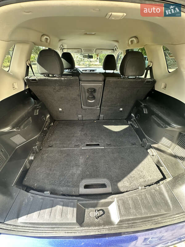 Внедорожник / Кроссовер Nissan Rogue 2017 в Запорожье фото 13 Внедорожник / Кроссовер Nissan Rogue 2017 в Запорожье