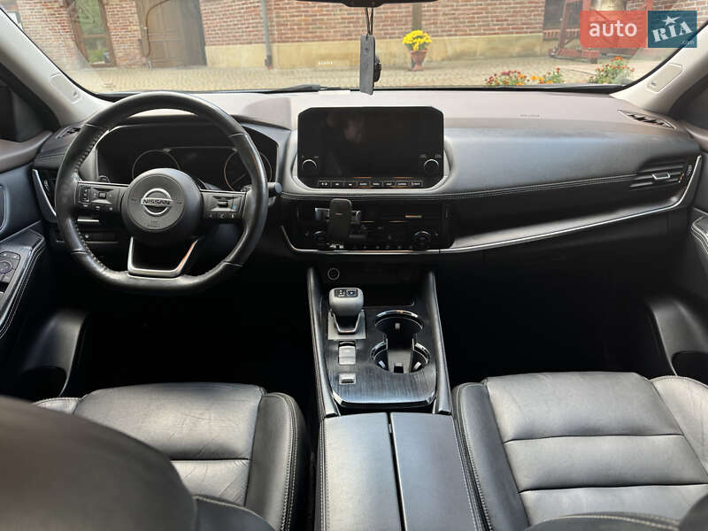 Внедорожник / Кроссовер Nissan Rogue 2021 в Львове