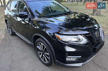 Внедорожник / Кроссовер Nissan Rogue 2019 в Киеве