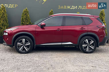 Внедорожник / Кроссовер Nissan Rogue 2021 в 