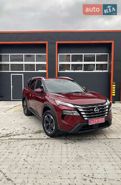 Внедорожник / Кроссовер Nissan Rogue 2023 в Самборе