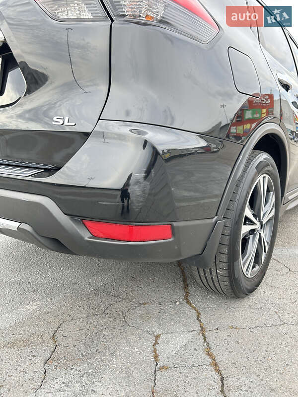 Позашляховик / Кросовер Nissan Rogue 2017 в Харкові