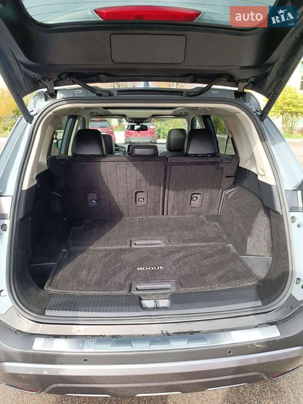 Позашляховик / Кросовер Nissan Rogue 2023 в Києві