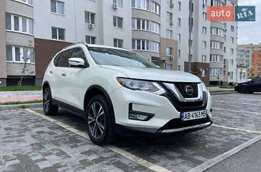 Позашляховик / Кросовер Nissan Rogue 2020 в Вінниці