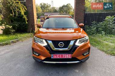 Позашляховик / Кросовер Nissan Rogue 2017 в Львові